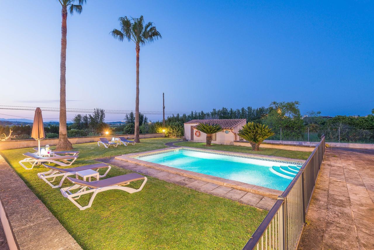 Ses Covetes Villa Petra  Exterior photo
